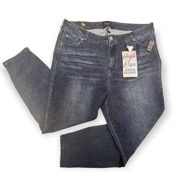 Celebrity Pink High Rise Skinny Ankle Jeans - Picture 1 of 12